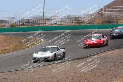 media/May-31-2025-CalClub SCCA (Sat) [[2c1a04e1ee]]/Race/Group 4/Turn 4b/